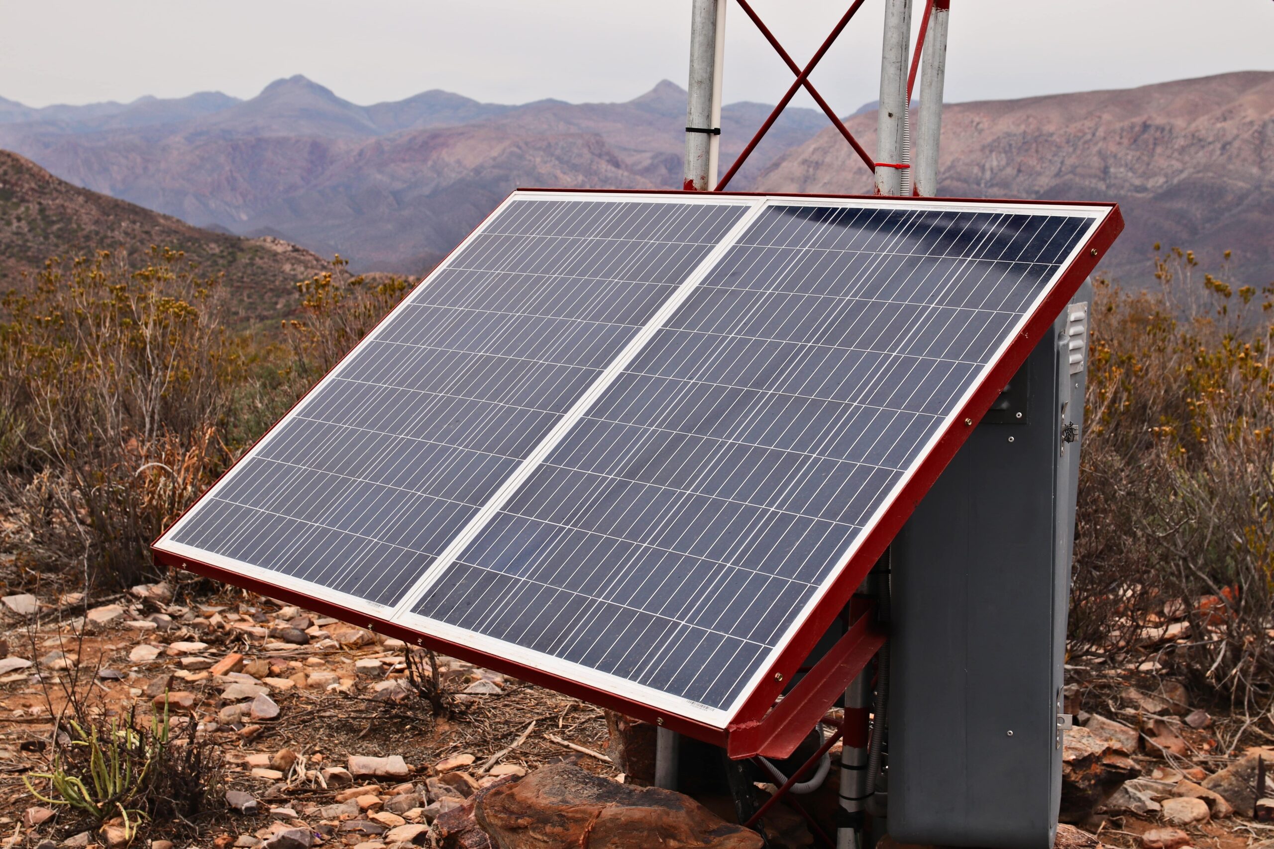 solar-power-panel-min